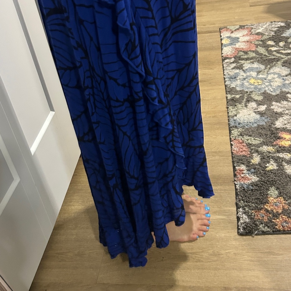 Apt. 9 Cobalt Blue Maxi Dress with Black Palm Leaf Design |Size PSmall - Picture 10 of 12